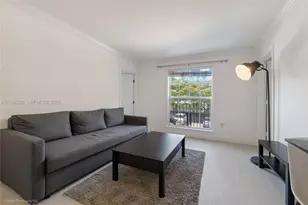 3245 Virginia St, Miami, FL 33133 - Photo 9