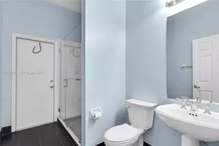 1413 SW 158th Ave, Pembroke Pines, FL 33027 - Photo 11