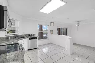 1413 SW 158th Ave, Pembroke Pines, FL 33027 - Photo 7