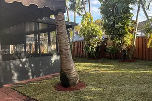 7856 NW 194th St, Hialeah, FL 33015 - Photo 21