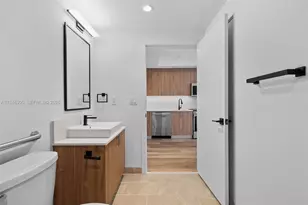 650 SW 1st St, Miami, FL 33130 - Photo 1