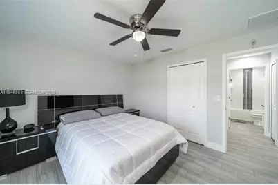 1302 NE 2nd Place, Cape Coral, FL 33909 - Photo 15