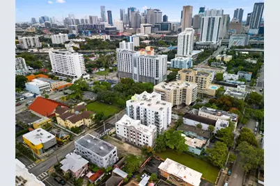 650 SW 1st St #406, Miami, FL 33130 - Photo 27