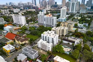 650 SW 1st St, Miami, FL 33130 - Photo 27