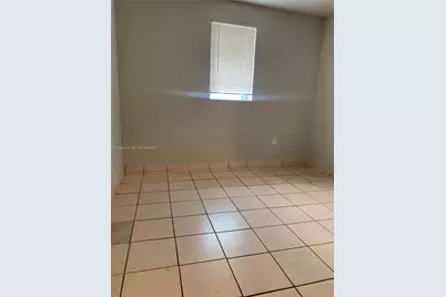 821 SW 29th Ct #5, Miami, FL 33135 - Photo 5
