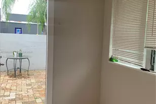 821 SW 29th Ct, Miami, FL 33135 - Photo 3