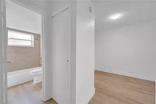 668 NW 31st St, Miami, FL 33127 - Photo 19