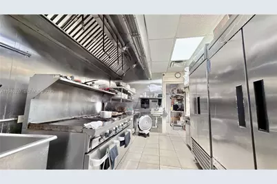Restaurant For Sale in North Miami Beach Area, North Miami, FL 33181 - Photo 5