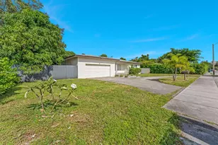 195 NW 115th St, Miami, FL 33168 - Photo 23