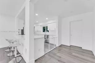 195 NW 115th St, Miami, FL 33168 - Photo 7