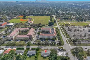 195 NW 115th St, Miami, FL 33168 - Photo 31