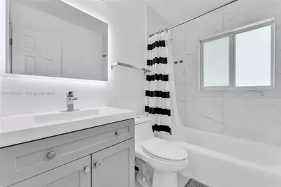 195 NW 115th St, Miami, FL 33168 - Photo 11