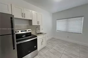 1201 Pennsylvania Ave, Miami Beach, FL 33139 - Photo 1