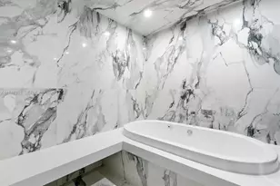 2950 NE 188th St, Aventura, FL 33180 - Photo 29