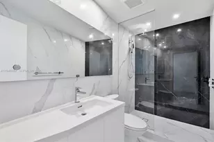 2950 NE 188th St, Aventura, FL 33180 - Photo 27