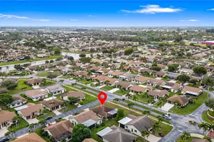 6109 S Ambertree Ln, Greenacres, FL 33463 - Photo 17