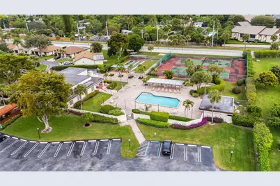 6109 S Ambertree Ln, Greenacres, FL 33463 - Photo 13