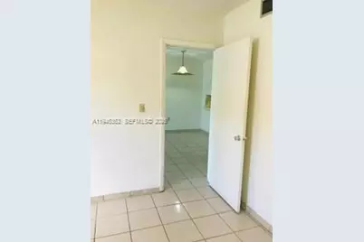 120 Royal Palm Rd #102, Hialeah Gardens, FL 33016 - Photo 9