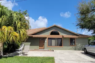 825 Dogwood Dr, Delray Beach, FL 33483 - Photo 31