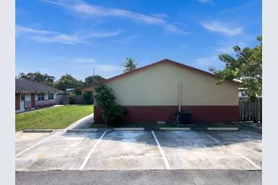 2610 Riverland Dr, Fort Lauderdale, FL 33312 - Photo 21