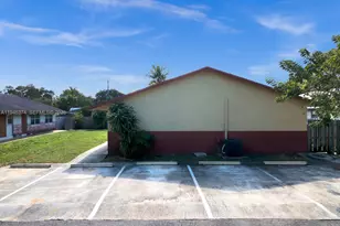 2610 Riverland Dr, Fort Lauderdale, FL 33312 - Photo 21