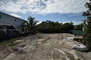 27378 Jamaica Ln, Lower Sugarloaf Key, FL 33042 - Photo 1