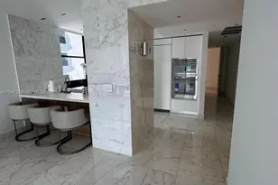 1010 Brickell Ave, Miami, FL 33131 - Photo 3