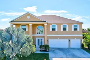 1018 SW Eckard Ave, Port Saint Lucie, FL 34953 - Photo 1