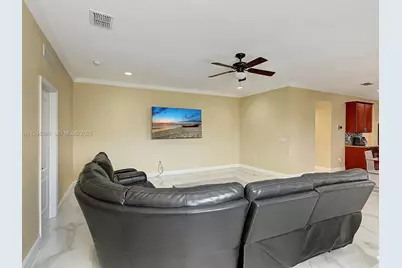 1018 SW Eckard Ave #0, Port Saint Lucie, FL 34953 - Photo 19