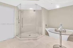 17301 Biscayne Blvd, North Miami Beach, FL 33160 - Photo 51