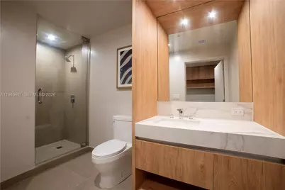 11 NE 6th #1908, Miami, FL 33132 - Photo 3