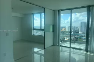 90 SW 3rd St, Miami, FL 33130 - Photo 5