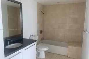 90 SW 3rd St, Miami, FL 33130 - Photo 11