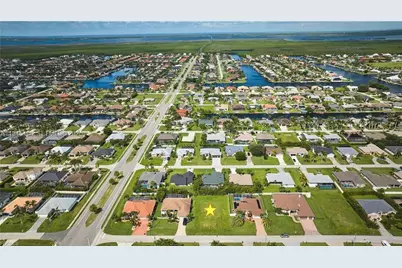 4724 SW 23rd Ave, Cape Coral, FL 33914 - Photo 3