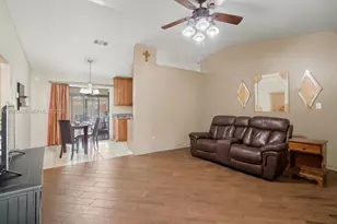 4763 Lanett Dr, Bellview, FL 32526 - Photo 5