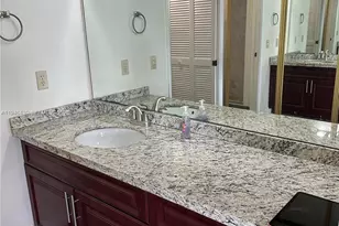 2240 N Cypress Bend Dr, Pompano Beach, FL 33069 - Photo 15