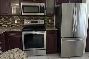 2240 N Cypress Bend Dr, Pompano Beach, FL 33069 - Photo 45