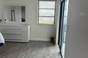 2240 N Cypress Bend Dr, Pompano Beach, FL 33069 - Photo 25