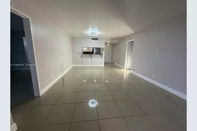 7601 E Treasure Dr #2210, North Bay Village, FL 33141 - Photo 11