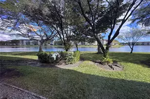 901 SW 141st Ave, Pembroke Pines, FL 33027 - Photo 9