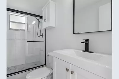 201 178th Dr #307, Sunny Isles Beach, FL 33160 - Photo 31