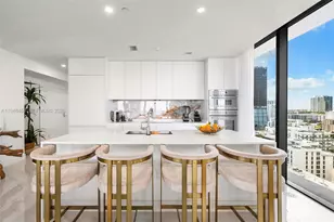 700 NE 24th St, Miami, FL 33137 - Photo 5