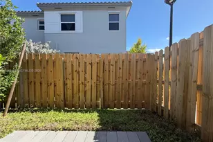 145 SW 184th Pl, Pembroke Pines, FL 33029 - Photo 27