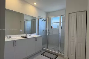 145 SW 184th Pl, Pembroke Pines, FL 33029 - Photo 23