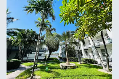 946 Bay Dr #4, Miami Beach, FL 33141 - Photo 23