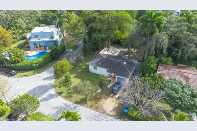 2500 Overbrook St, Miami, FL 33133 - Photo 5