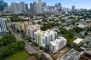 650 SW 1st St, Miami, FL 33130 - Photo 27