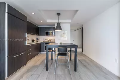 45 SW 9th St #1205, Miami, FL 33130 - Photo 11