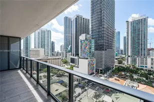 45 SW 9th St, Miami, FL 33130 - Photo 23