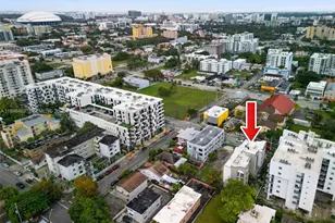 650 SW 1st St, Miami, FL 33130 - Photo 31